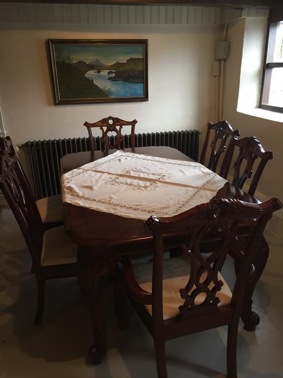 Einarshusid Guesthouse Bolungarvík Esterno foto